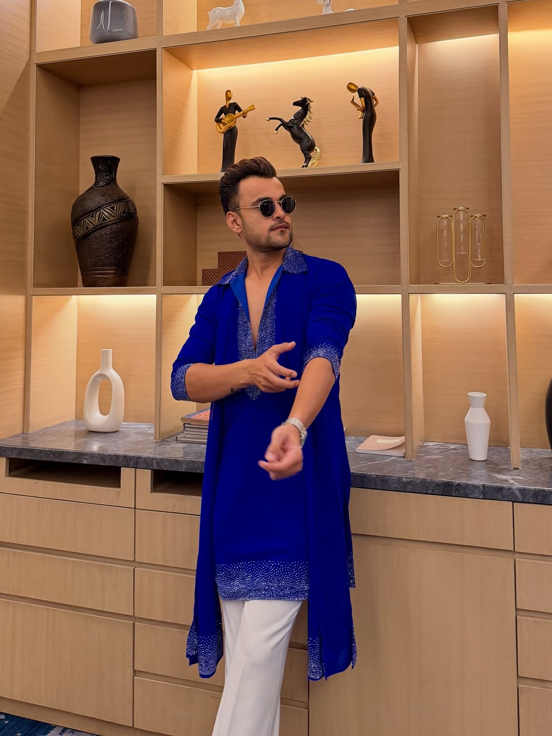 Embracing Timeless Elegance — The Art of Minimal Sophistication 🖤kurta With Duppta