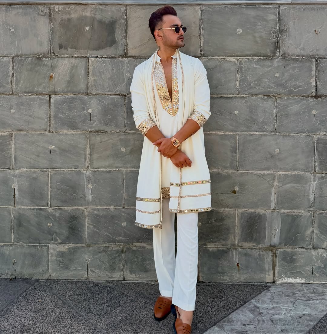 Mirror work white kurta With Duppta