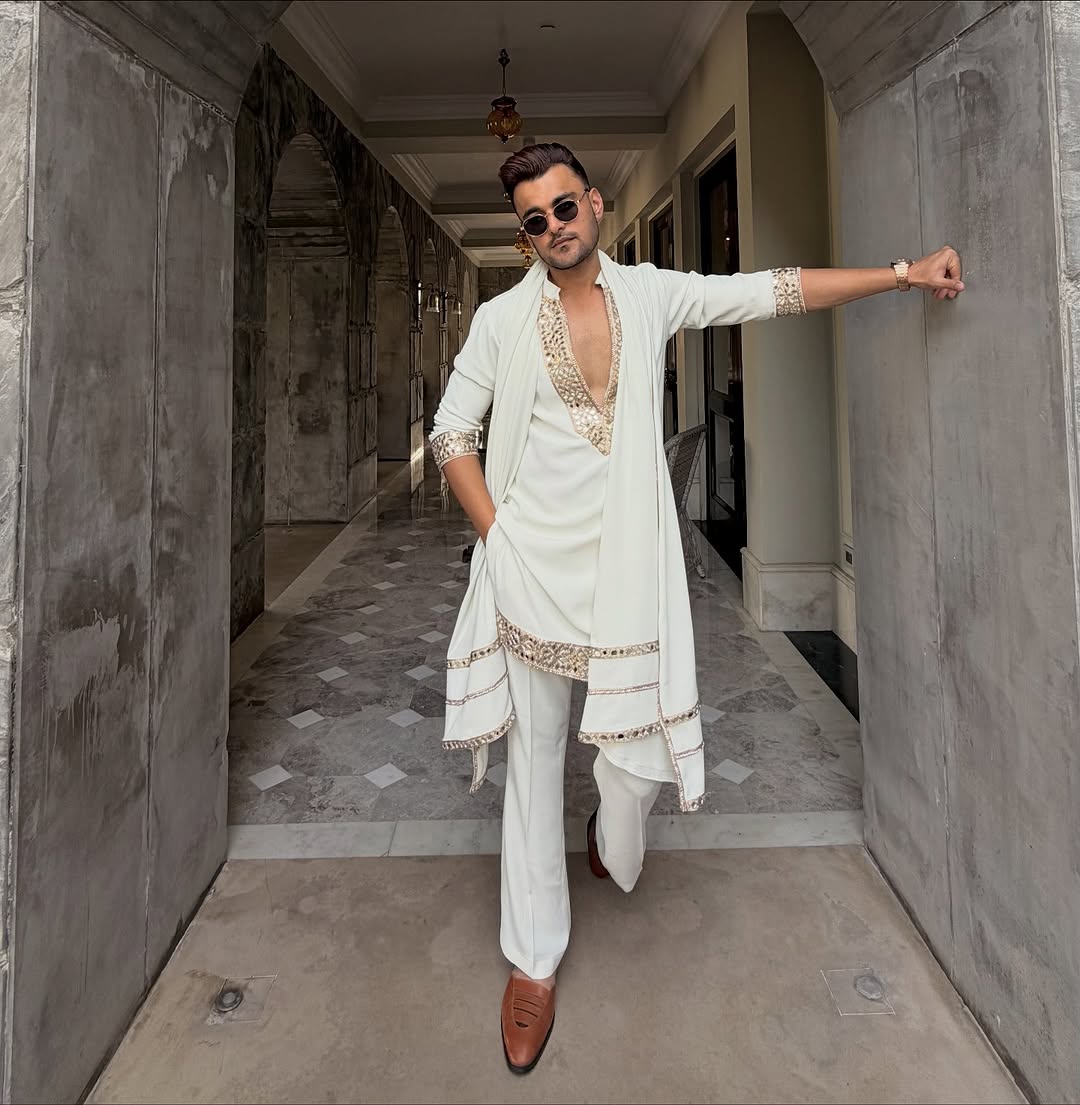 Mirror work white kurta With Duppta