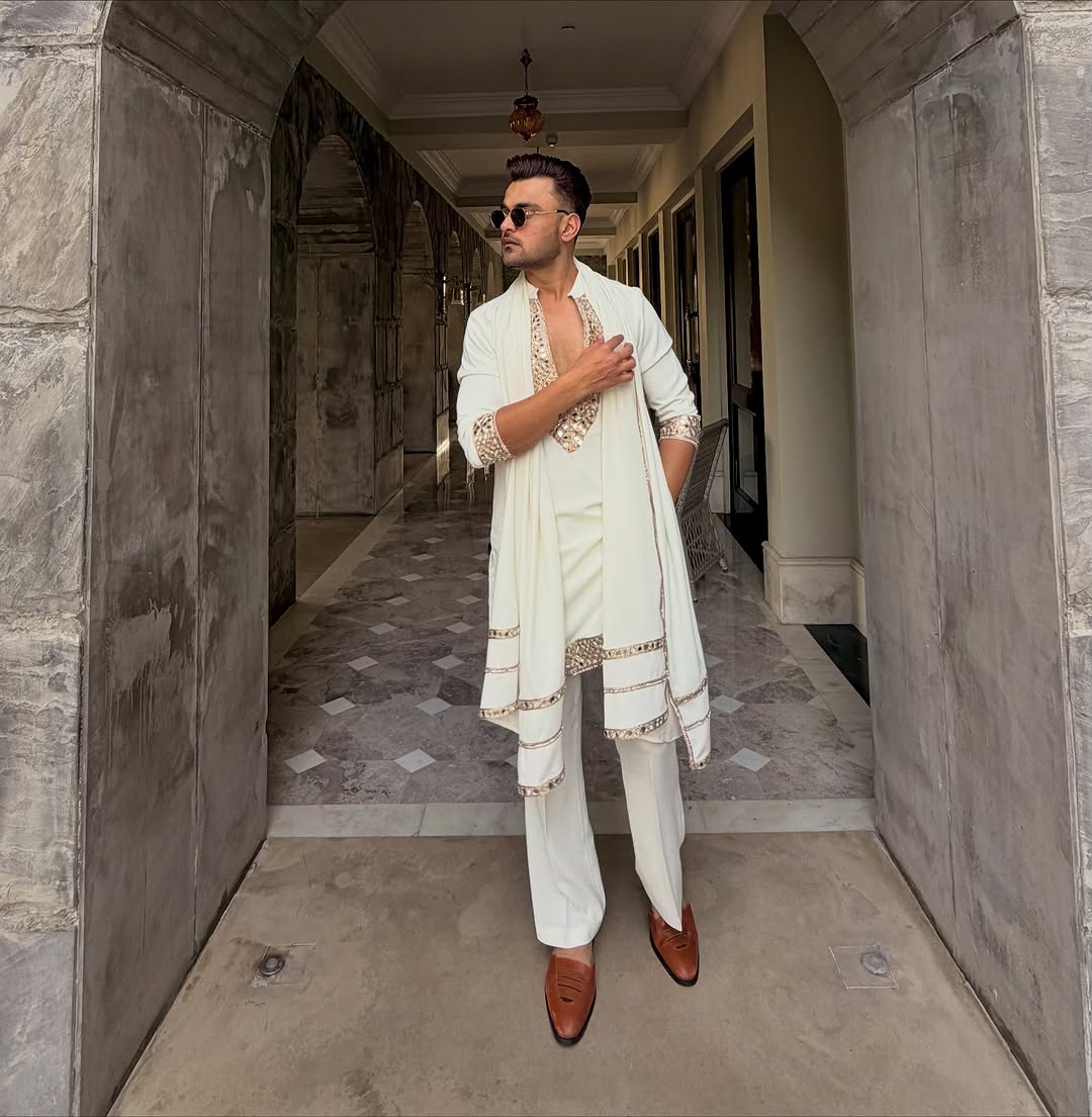 Mirror work white kurta With Duppta
