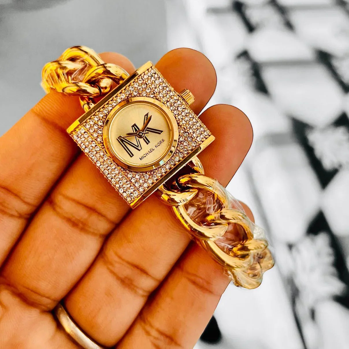M_ichael K_ors L_ennox crystals Gold