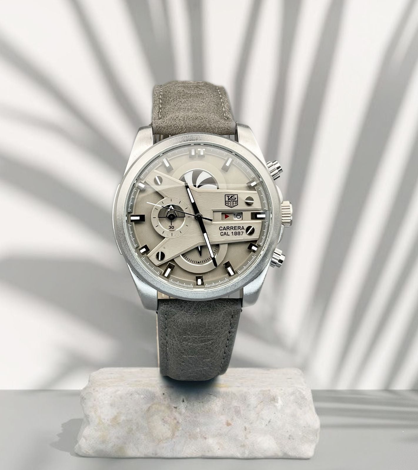 Grey Color Chronograph Leather Men's Watch For Formal & Casual Use M1122
