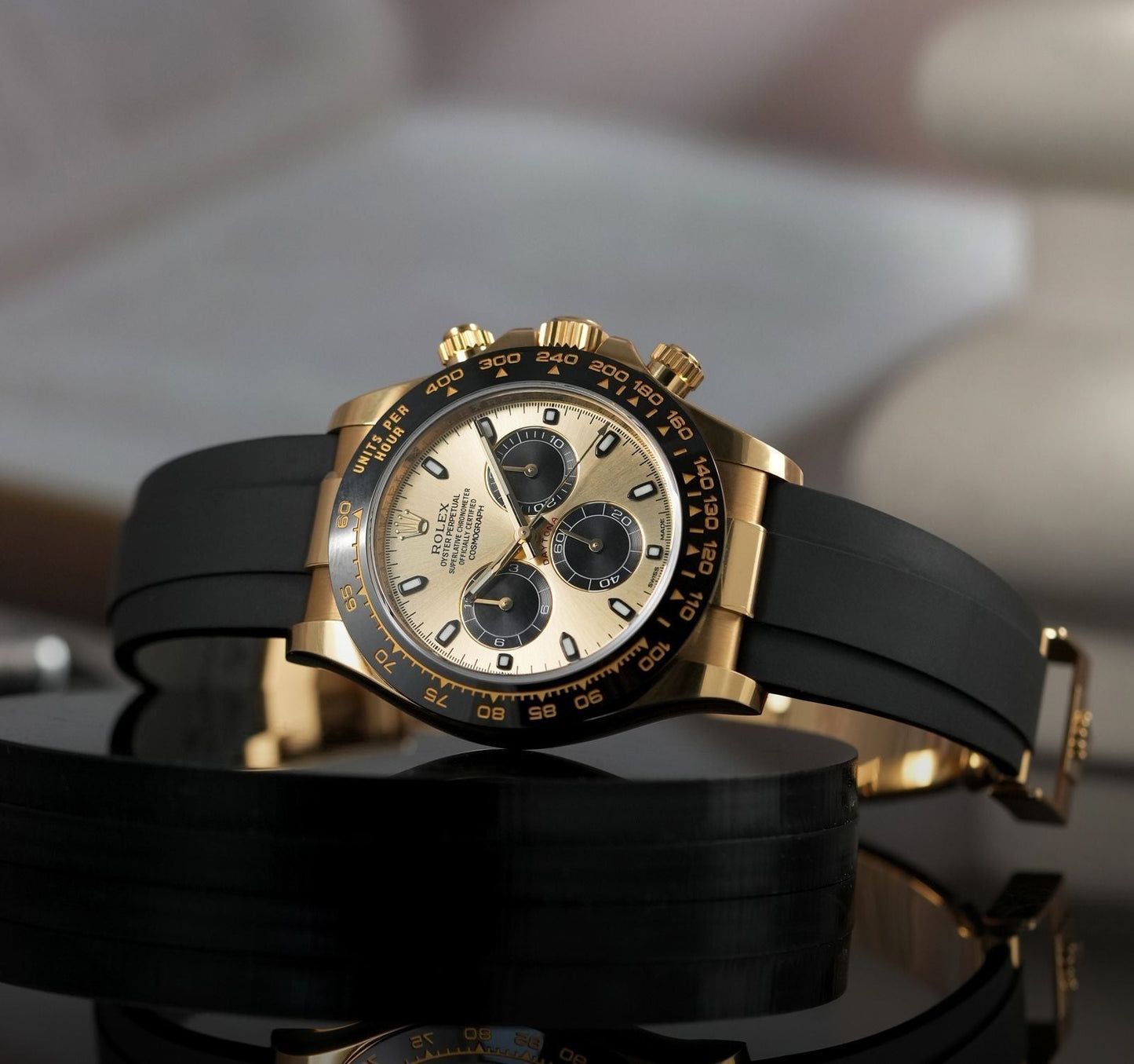 Cosmograph Yellow Gold Color Dial Ring Bezel Daytona Chronograph Quartz Chronometer Men's Watch