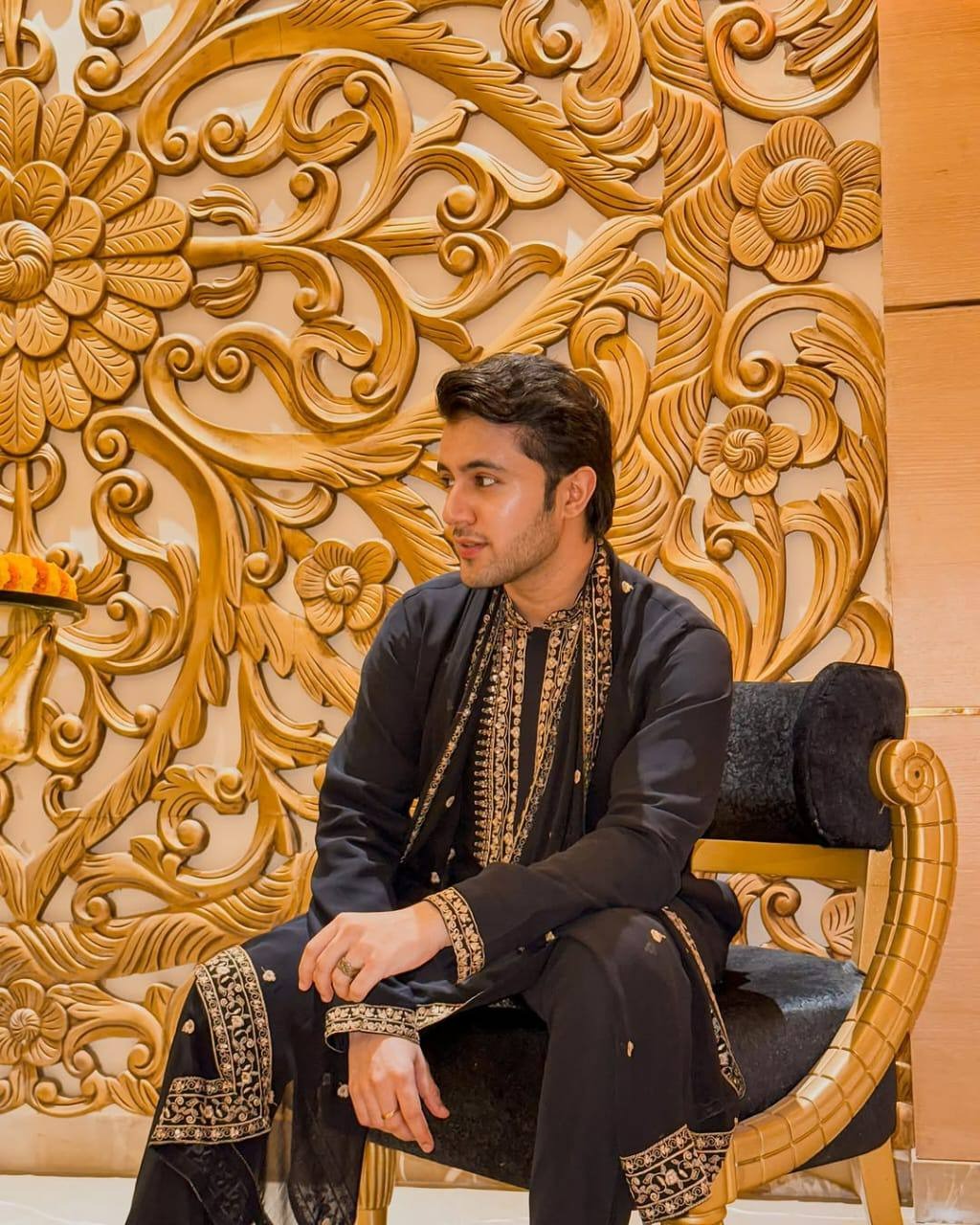 The Power of Black — Royal Elegance Redefined with Golden Grandeur ✨🖤