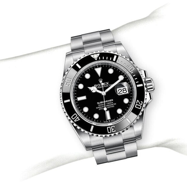Quartz Black Dial Stainless Steel Strap Watch For Men